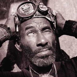HINTERM MISCHPULT EIN DERWISCH: REGGAE/SKA-KÜNSTLER LEE PERRY MIT 85 GESTORBEN
