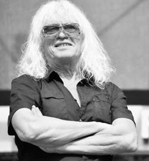 SCHRECKENSNACHRICHT FÜR ALLE OSTROCK-FANS: OMEGA-SÄNGER JANOS KOBOR IST TOT