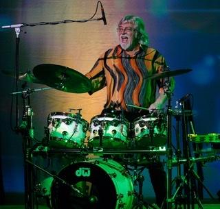 EIN GANZES LEBEN MOODY BLUES: GRAEME EDGE WURDE 80