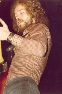 ERSTER THIN-LIZZY-GITARRIST ERIC BELL WURDE 75