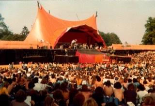 KNEBWORTH NUMMER 3: STONES, HOT TUNA UND SKYNYRD FÜR NUR £ 4,50