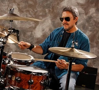 SCHLAGZEUGER-LEGENDE JIM KELTNER WURDE 80
