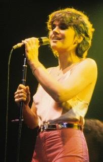 LINDA RONSTADT WURDE 75: EIN STAR FÜR AMERIKA