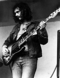 FOCUS-BASSIST BERT RUITER WIRD 75