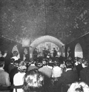 MERSEYSIPI JAZZ BAND ERÖFFNETE CAVERN CLUB IN LIVERPOOL