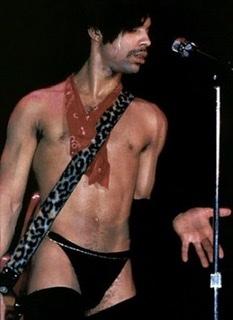 ROLLING-STONES-PUBLIKUM BUHT PRINCE VON DER BÜHNE