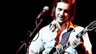 AN DER SEITE VON CLAPTON UND WATERS: ANDY FAIRWEATHER LOW FEIERTE SEINEN 75. GEBURTSTAG