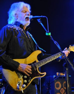 IN TREUE ZU EPITAPH: CLIFF JACKSON BEGING SEINEN 80. GEBURTSTAG
