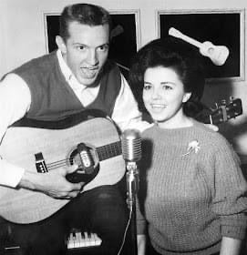 PAUL & PAULA: RAY HILDEBRAND MIT 82 VERSTORBEN