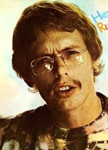 THE ASSOCIATION: SÄNGER UND GITARRIST RUSS GIGUERE WIRD 80