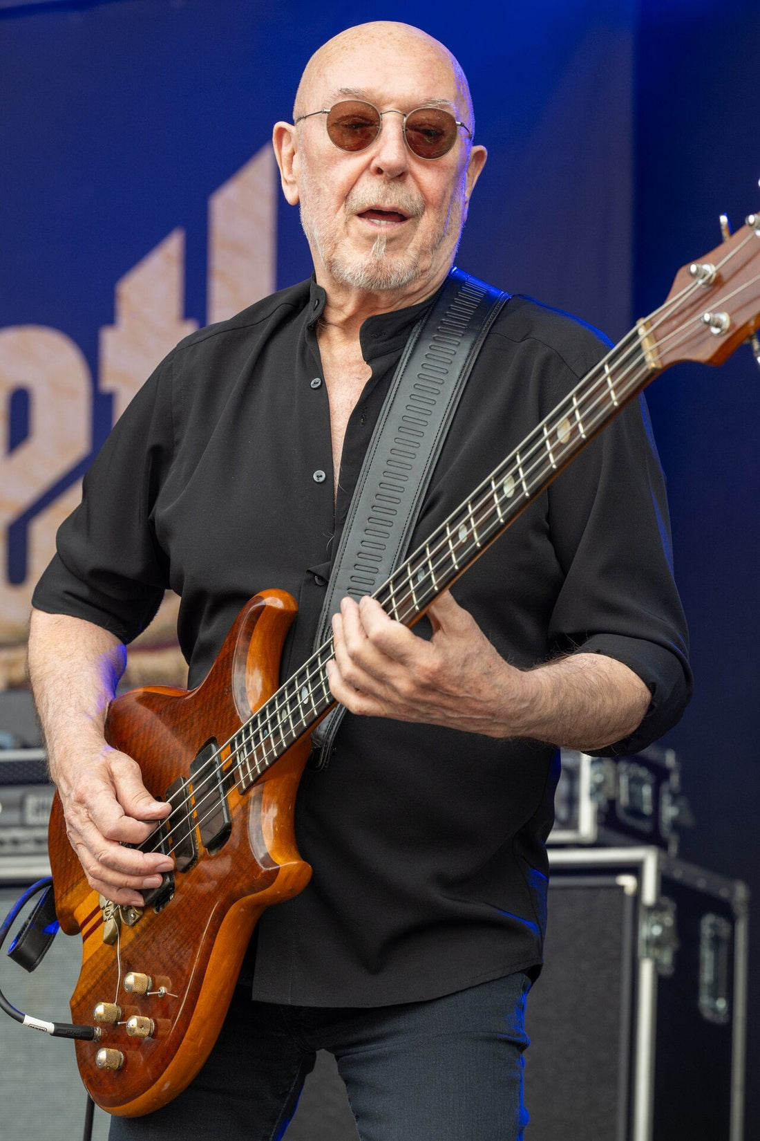 NAZARETH-BASSIST PETE AGNEW WIRD 80